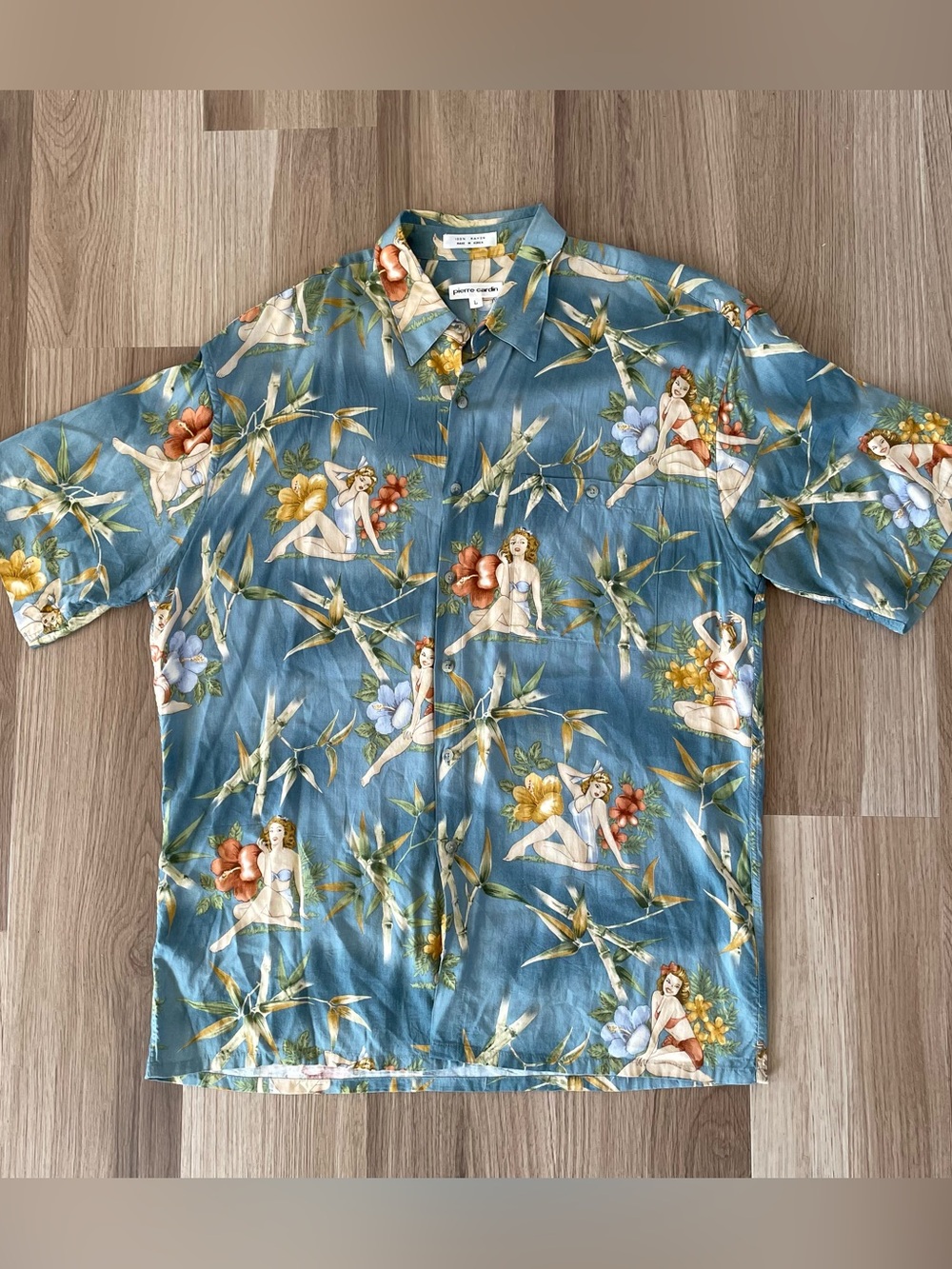 Pierre Cardin VTG 90’s Men L Hawaiian Shirt Pinup Girls Hula Tropical Rayon Blue